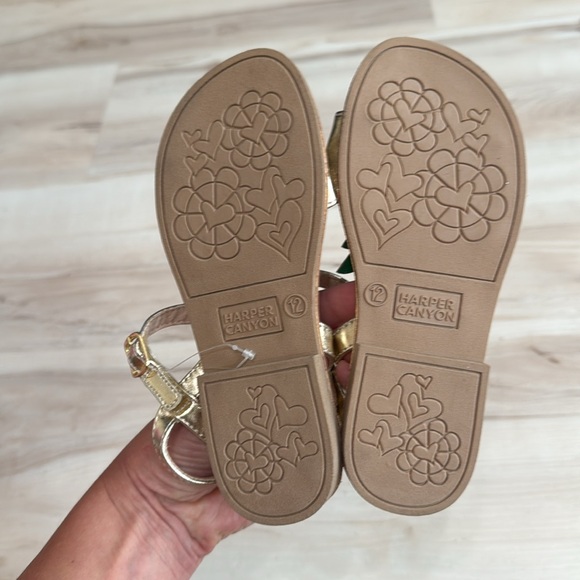 Harper Canyon Kids' Pineapple Sandal - Picture 3 of 3
